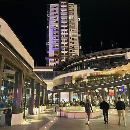 180° View Apartment In Diamond Building 斯科普里 外观 照片