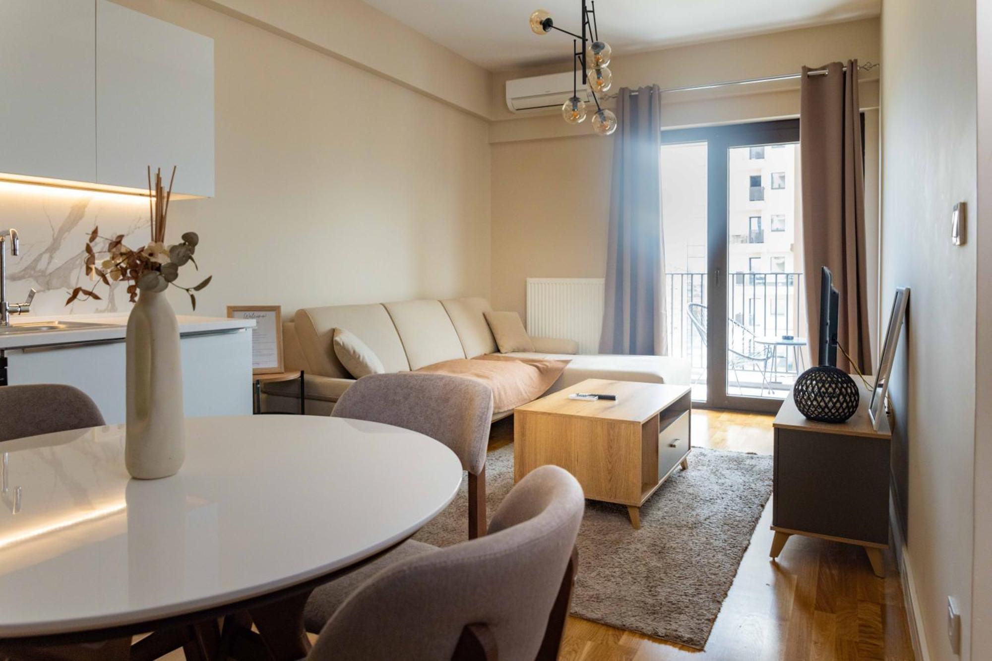 180° View Apartment In Diamond Building 斯科普里 外观 照片